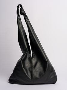 LARGE BLACK LEATHER BAG - IDALIA PILAR CAVIAR DRAPE